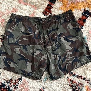 Men’s AE Camo Athletic Shorts